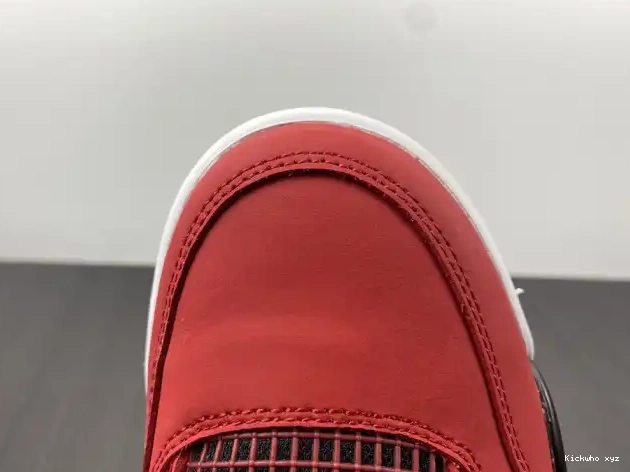 Toro Retro Jordan 4 308497-603 Bravo 0518